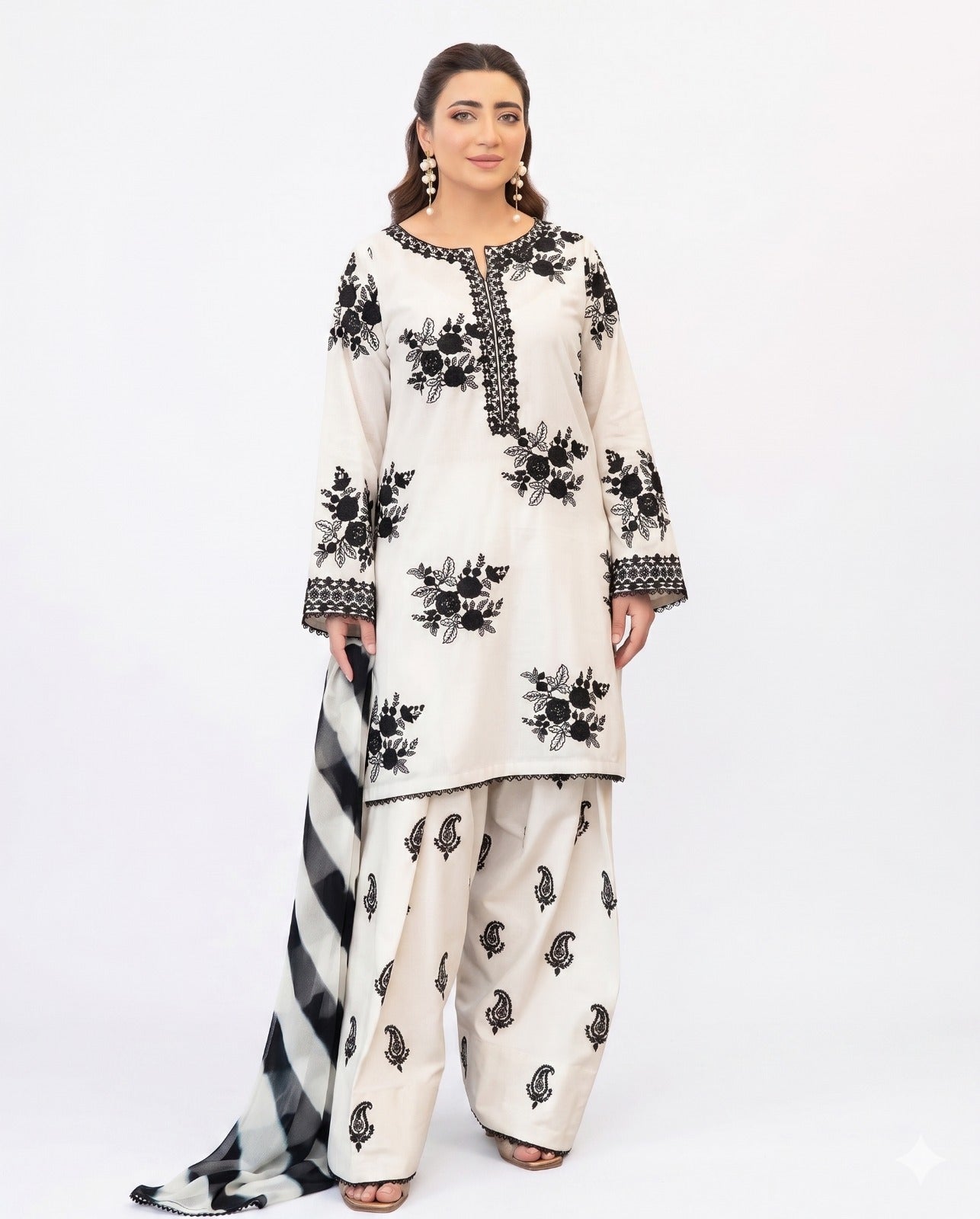 Elegant Ivory & Black Embroidered 3 Piece Lawn Suit