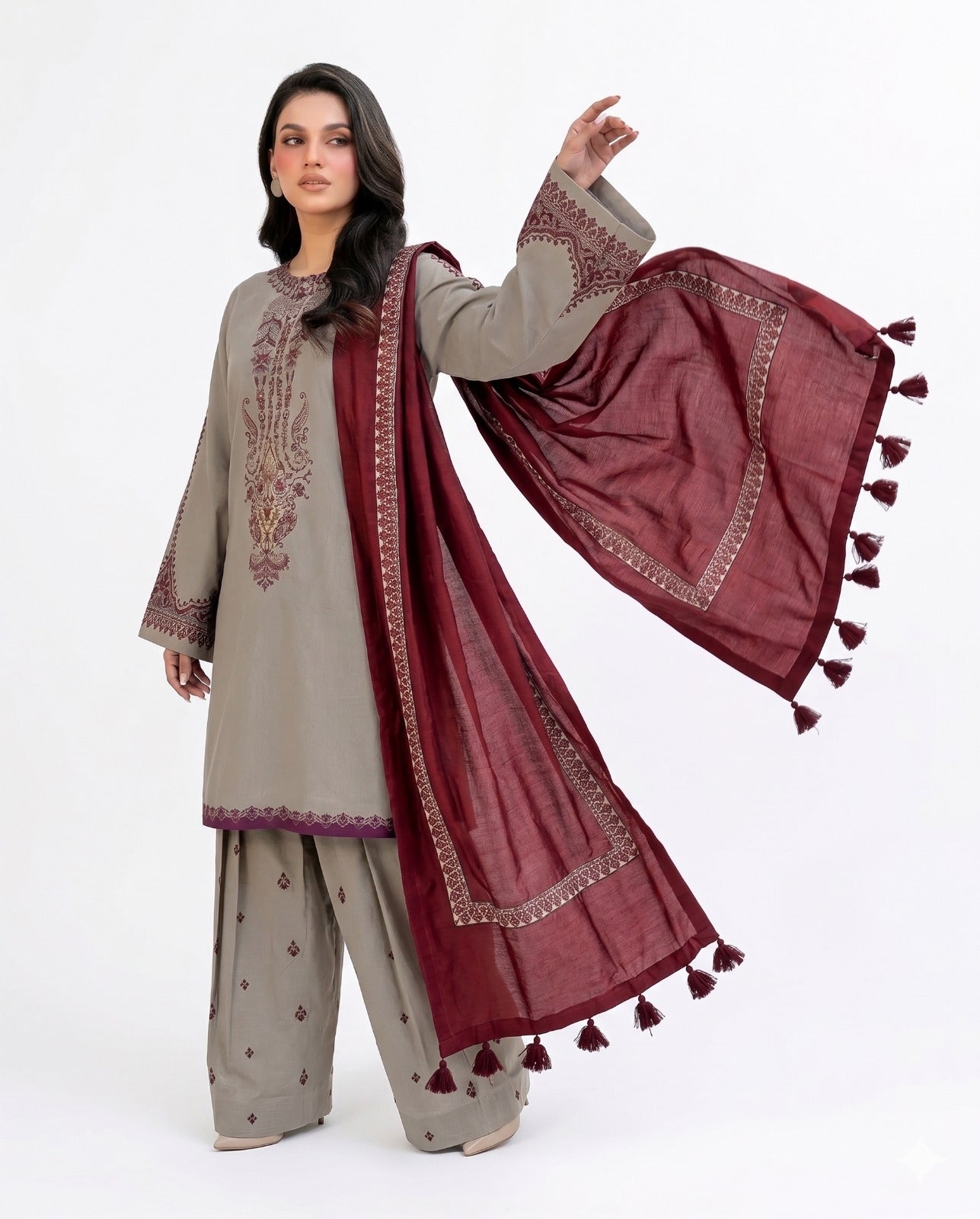 Baroque Premium Embroidered Luxury Lawn – 3 Piece Suit (AK-3331)